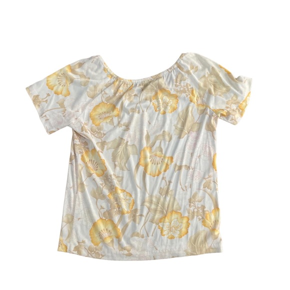 Vintage Tops - Vintage Yellow and Off-White Floral Short-Sleeve Top- Slightly Stretchy-size Med